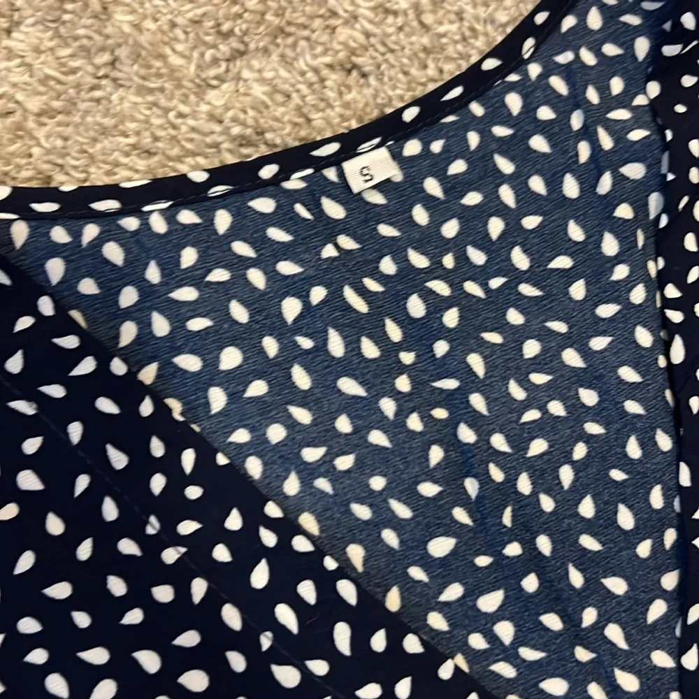 EUC Women’s Small 4 6 Black White Flowy Dress‎ Button Front Comfy Drop Dress